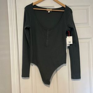 Scoop neck ribbed body suit